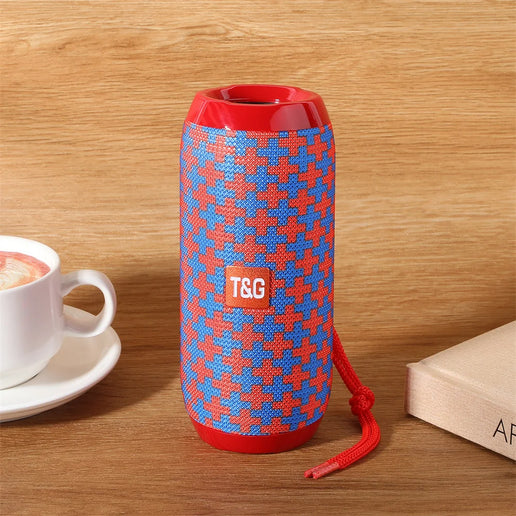 Altoparlante Bluetooth portatile con radio FM, vivavoce e bassi potenziati