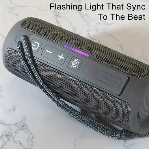 Altoparlante Bluetooth portatile con radio FM, vivavoce e bassi potenziati