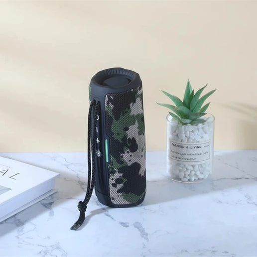 Altoparlante Bluetooth portatile con radio FM, vivavoce e bassi potenziati