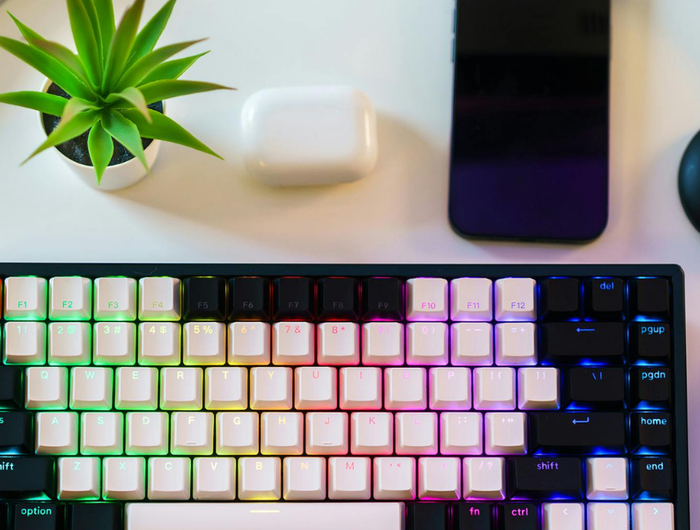 <h1>Scopri le ultime novità tech: prestazioni e design</h1>